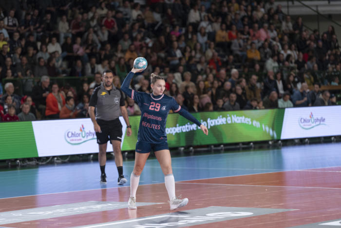 Photo de Léna Grandveau pendant un match Neptunes de Nantes 